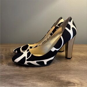 Diane Von Furstenberg Women's Black White Print Pump Heels Shoes Gold Heel 7M